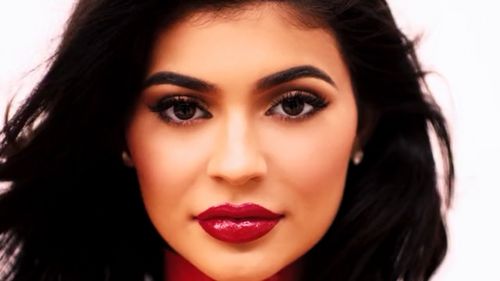 Kylie Jenner y el Fantasy Bra: El secreto detrás de su elección por Adam Selman