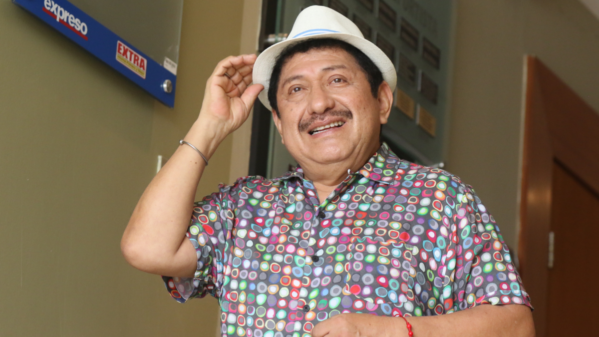 Aladino celebra sus 71 años en EE.UU., lejos de los escenarios