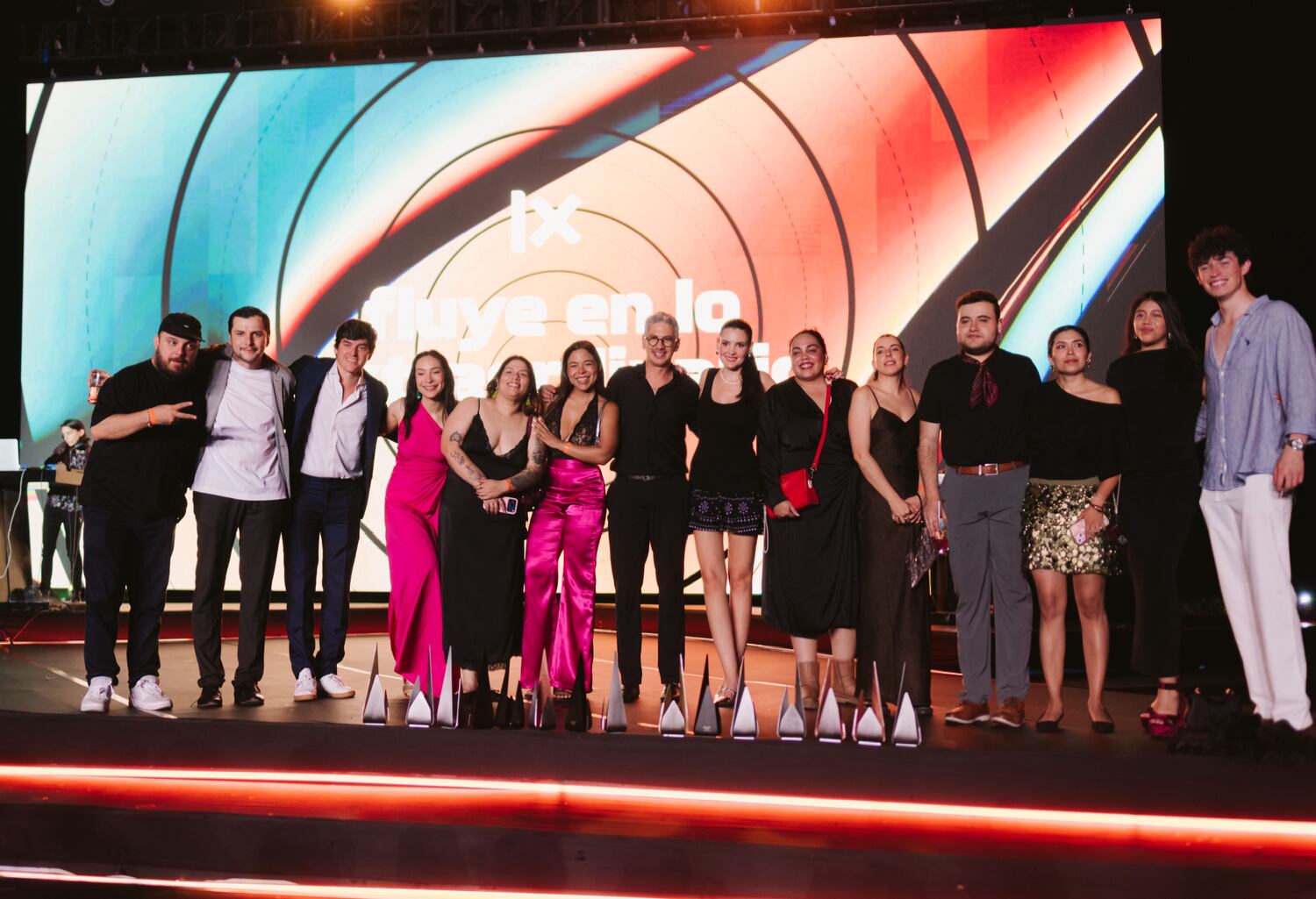Be Flamingo se consagra como Agencia del Año en los prestigiosos Lux Awards 2026